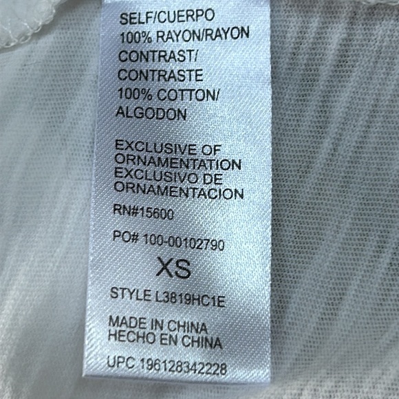 Wit & Wisdom white sleeveless blouse. Size XS.  Great condition. - Picture 10 of 11